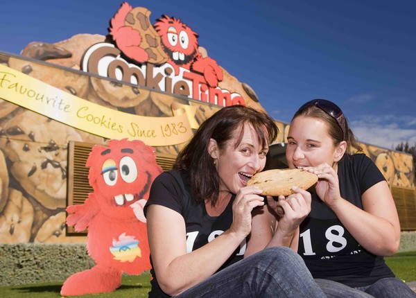 Kathy Dryfhout and Theresa Cowan